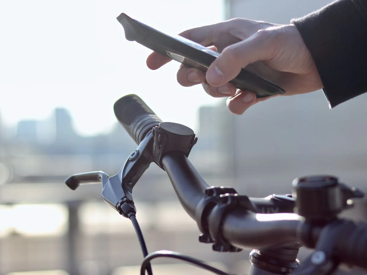 Pack brassard et support téléphone vélo - Image 3